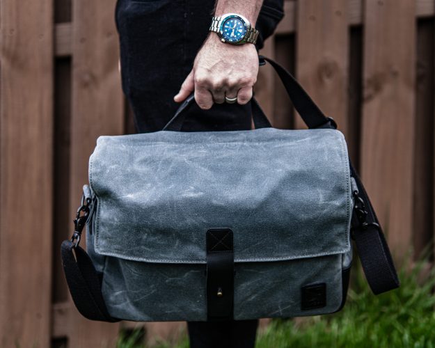 Nutsac Satchel 15 Handle Carry